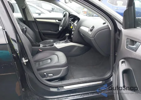 2013 Audi A4 2.0T Premium z USA, uszkodzony, nr VIN WAUBFAFL4DN048931